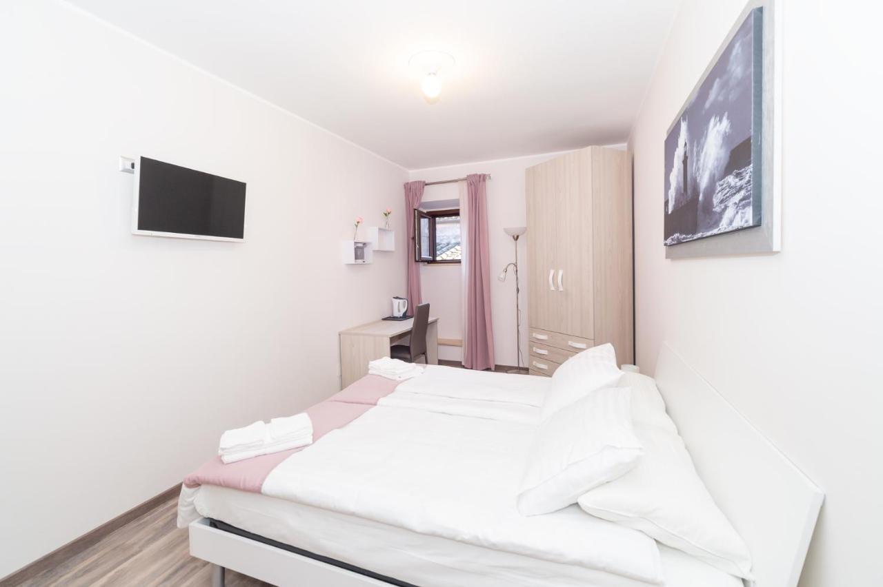 La Dimora Nel Borgo Appartement Vitorchiano Buitenkant foto